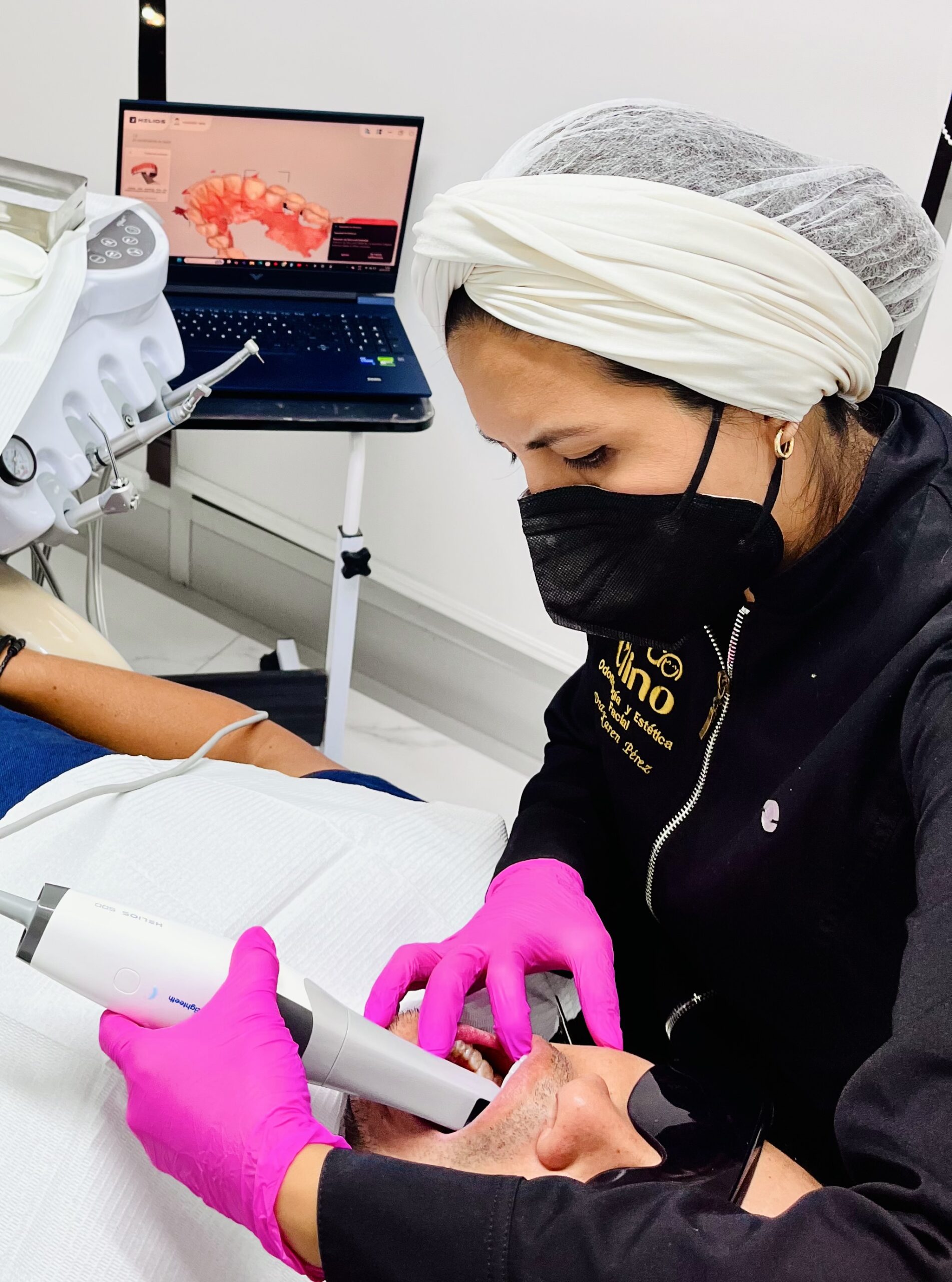 Rehabilitación oral y prótesis dental en Miraflores, CLINO